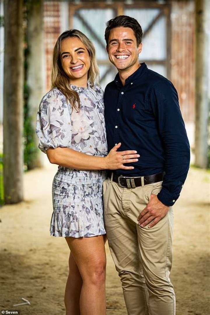 Jessica Cova Farmer Wants A Wife (Will’s Wife) - Know Her Age, Wiki, Bio, Family, Career, Net Worth