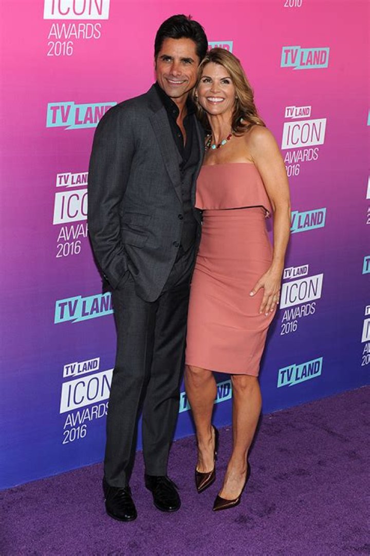 John Stamos and Lori Loughlin Reunite to Do Cute Viral Dance Trend