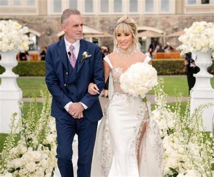 Jordan Fuller and Mikhaila Peterson Wedding Photos: Trending All Over Twitter and Instagram Explored