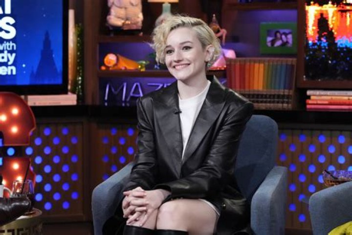 Julia Garner Demanded a Hand Double for This 'Ozark' Scene: 'It Was So Embarrassing'