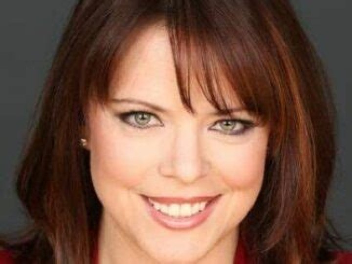 Julie Sidoni Bio, Age, WNEP, Family, Husband, Net Worth, Salary