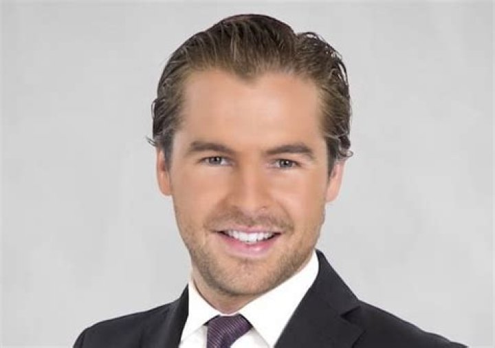 Julio Vaqueiro Bio, Age, Family, Wife, Net Worth, Salary