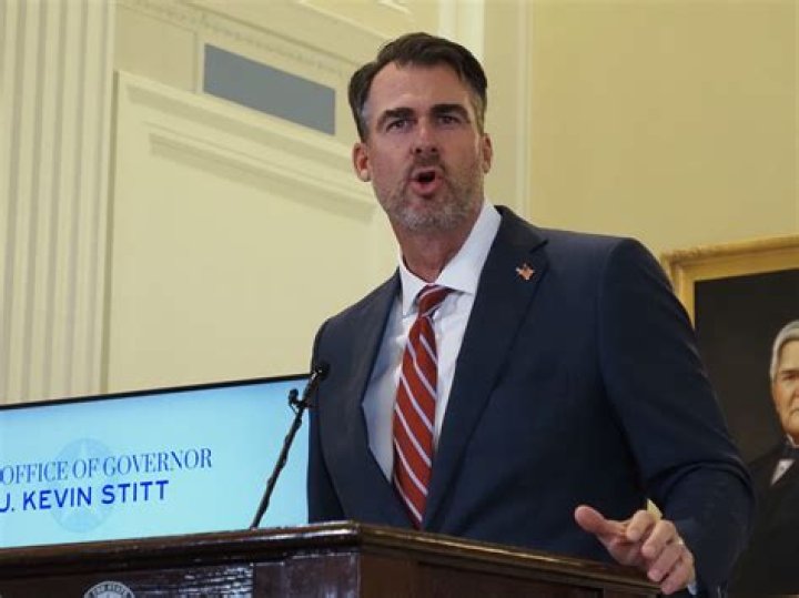 Julius Jones OKC: Mother, supporters of man set to be executed Thursday seek meeting with Oklahoma Gov. Kevin Stitt