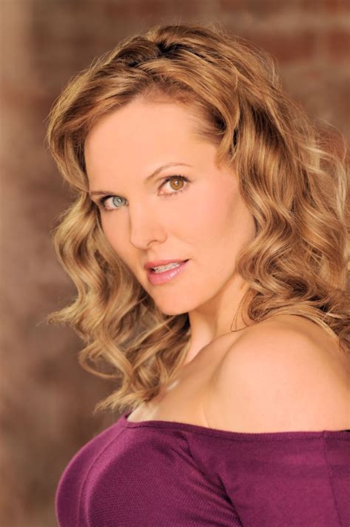 Katherine Norland Net Worth, Age, Eyes, Husband, Children, Wiki