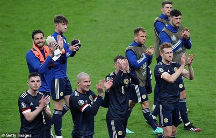 KATIE HIND: Gareth Southgate should ditch the 'shacket' and spruce up his misfiring England team 