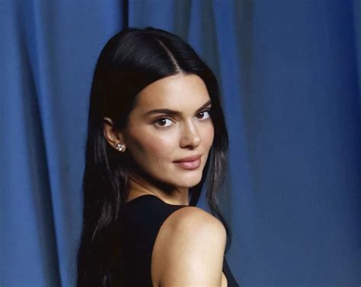 Kendall Jenner thinks 'Kardashian Curse' concept is 'offensive' and that the blame is on the men