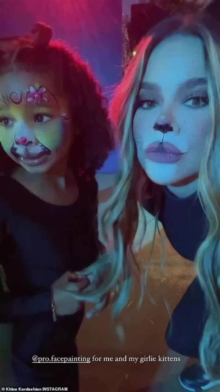 Khloe Kardashian, daughter True and niece Dream dress up as cats for spooky night out