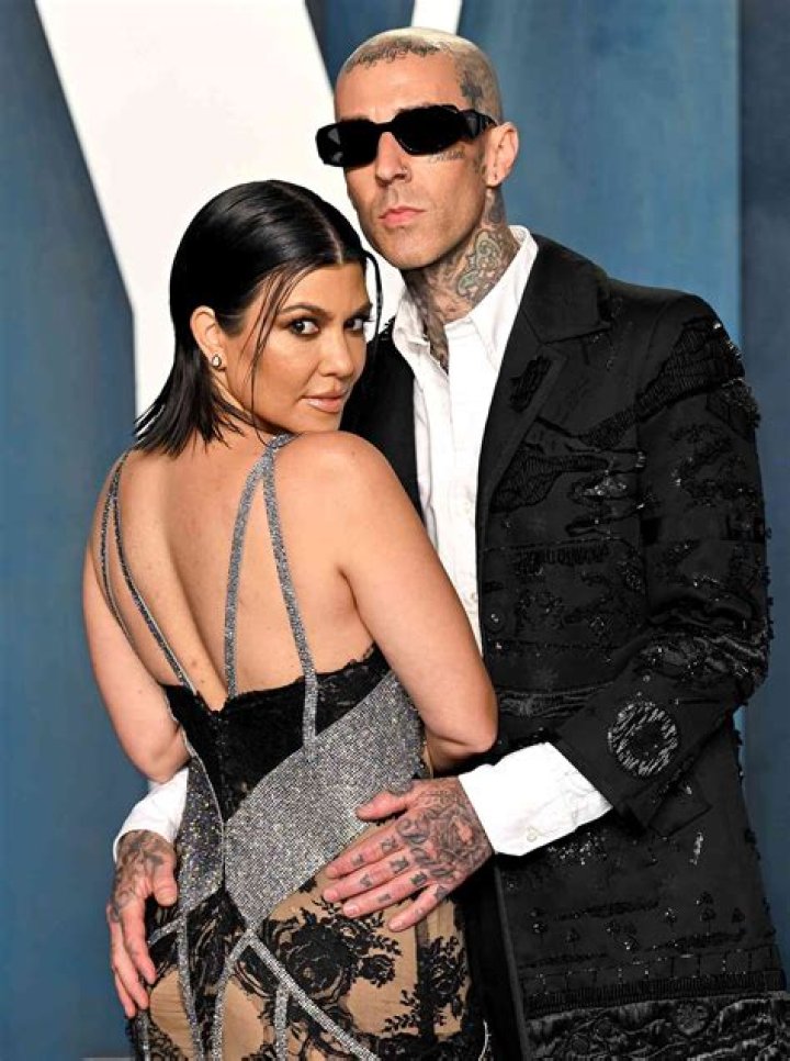 Kourtney Kardashian and Travis Barker marry