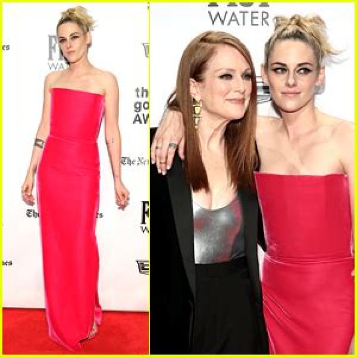 Kristen Stewart Reunites With Julianne Moore at 2021 Gotham Awards in NYC