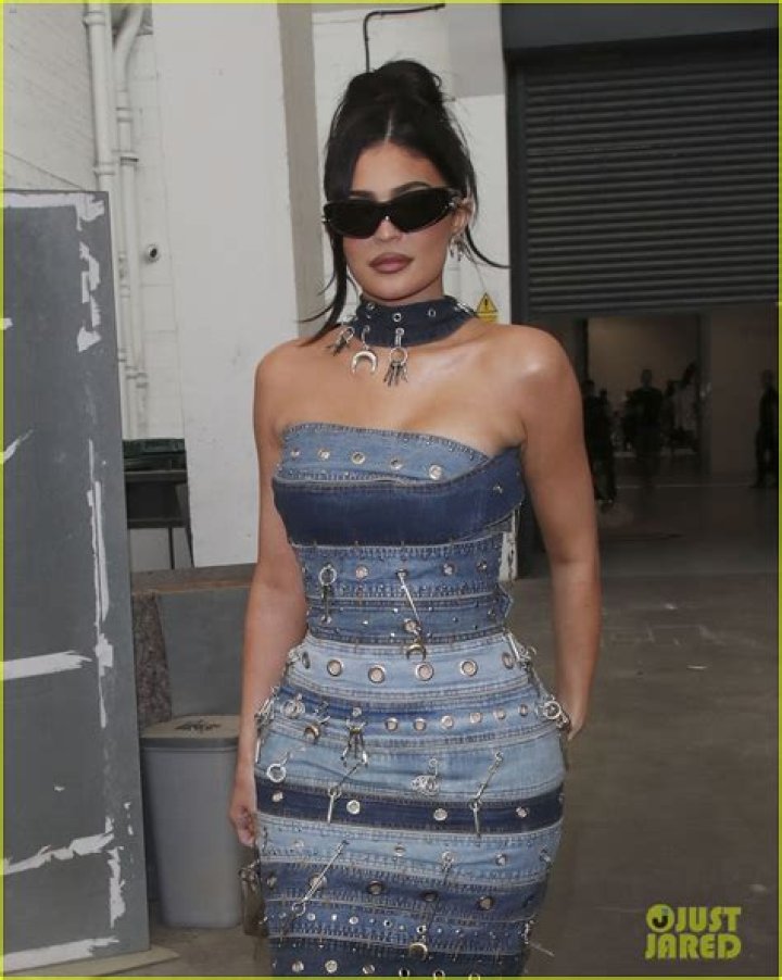 Kylie Jenner Wears a Full Denim Look for Photo Shoot in London