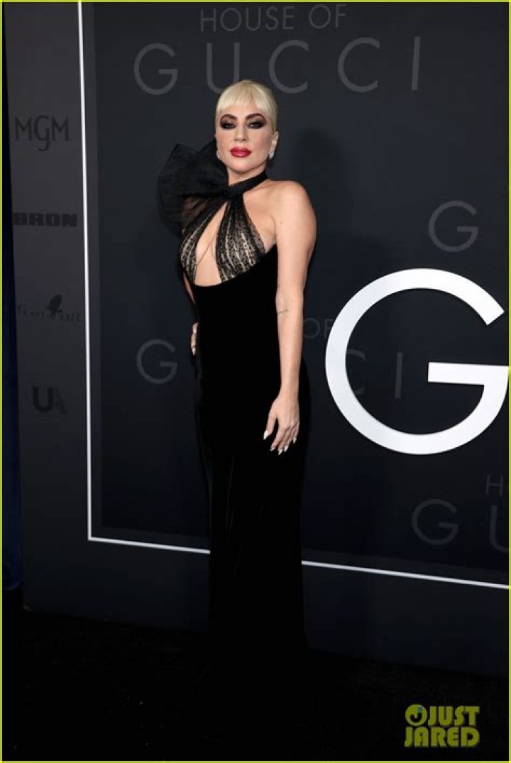 Lady Gaga & Jared Leto Dress To Impress at ‘House of Gucci’ NYC Premiere