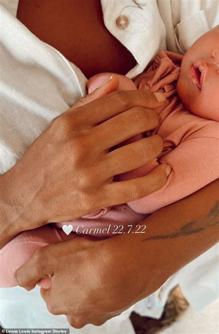 Leona Lewis gives birth to her first child - a baby girl named Carmel Allegra