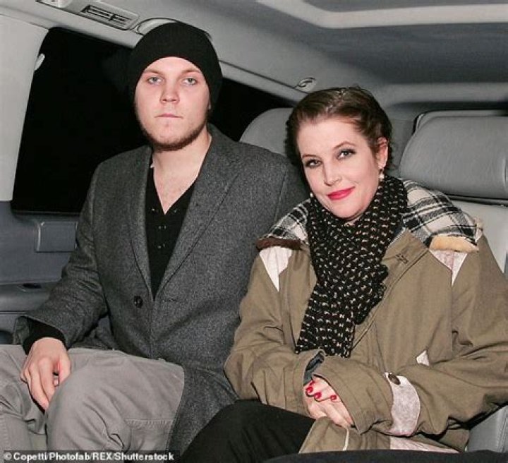 Lisa Marie Presley asks judge to 'declare her officially single' from estranged husband