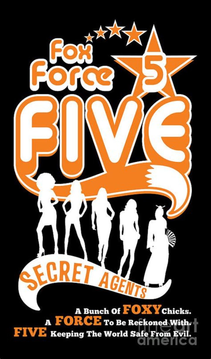 Lisa Rinna Talks Fox Force Five Update, If She Watches RHOBH