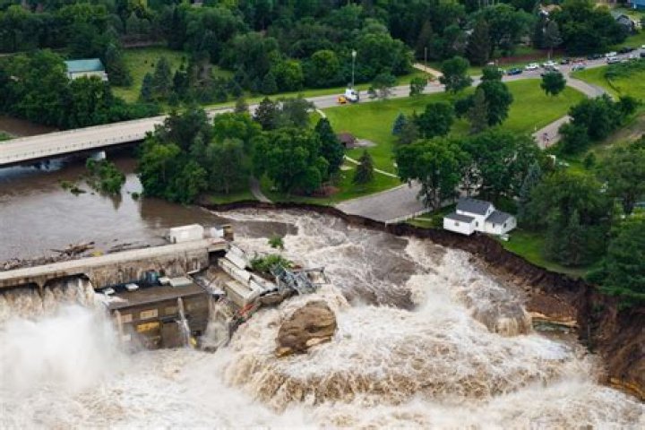 Man's 'miracle' survival after 4WD was swept off flooded Otago crossing