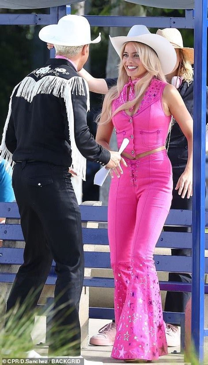 Margot Robbie receives a sweet visit from husband Tom Ackerley on Barbie set with Ryan Gosling in LA