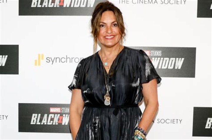 Mariska Hargitay tapes intro for ESPN boxing doc after 14-hour ‘SVU’ day