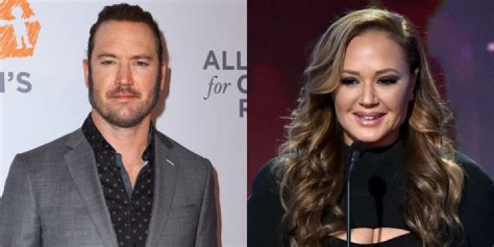 Mark-Paul Gosselaar Recalls He Had The Most Chemistry With Leah Remini On ‘Saved By The Bell’