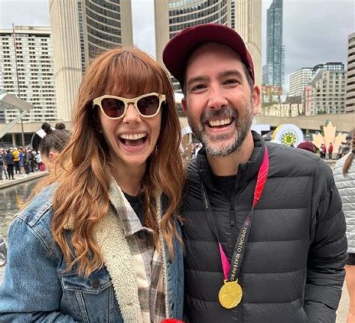 Mary Berg Husband: Who Is Aaron Mariash?