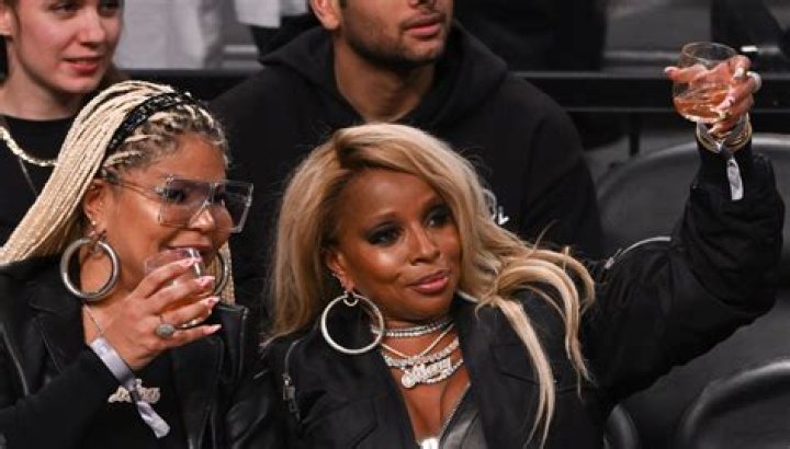 Mary J. Blige Has A Ball At Nets-Celtics Playoff Game, Shatters Twitter
