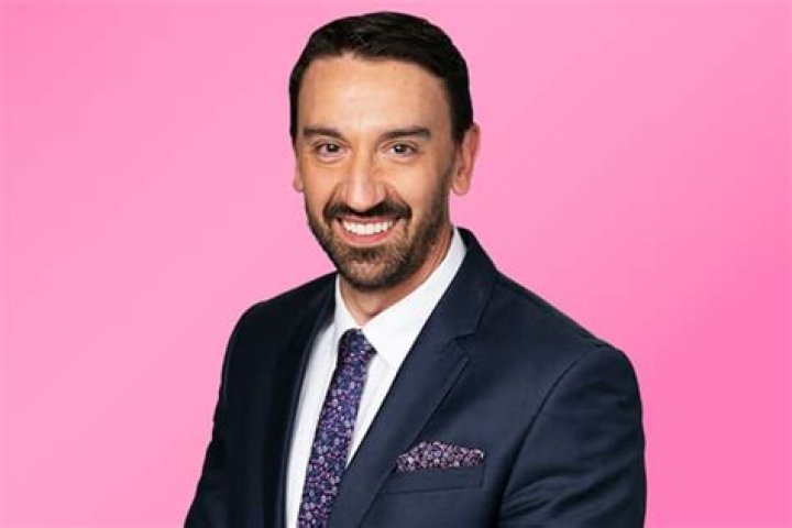 Matt Wintz Bio, Age, WKYC, Family, Wife, Net Worth, Salary