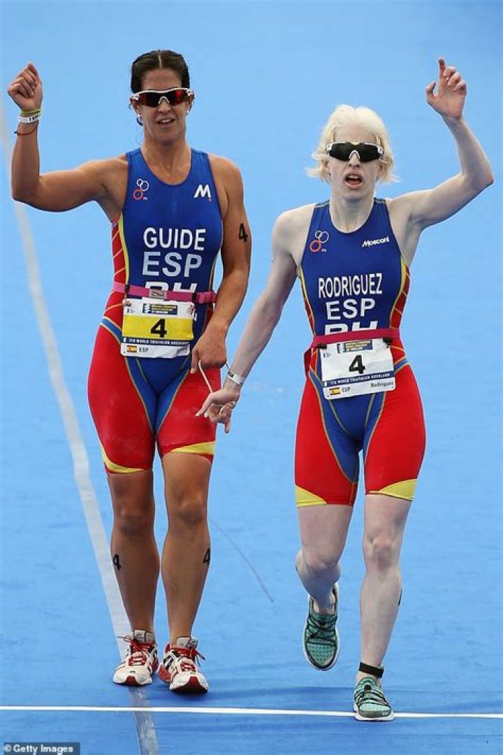 Meet the Paralympic triathlete who spent the pandemic working on the frontlines as a doctor