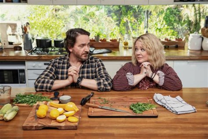 Melissa McCarthy sports blonde wig with husband Ben Falcone on set of Netflix's God's Favorite Idiot