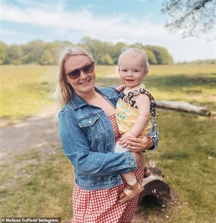 Melissa Suffield goes naked to feed baby son River as she marks World Breastfeeding Week