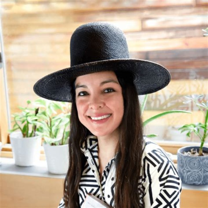 Miki Agrawal Net Worth (Updated 2023) Earnings, Salary, Wiki
