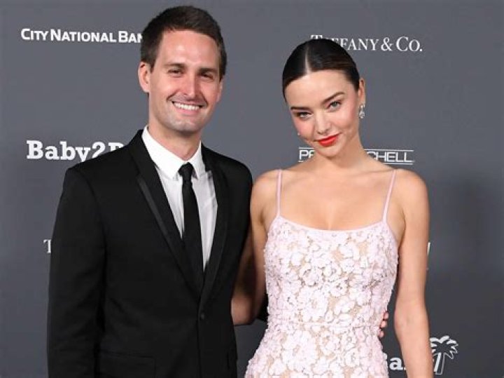 Miranda Kerr lands in Australia via private jet with her husband Snapchat founder Evan Spiegel