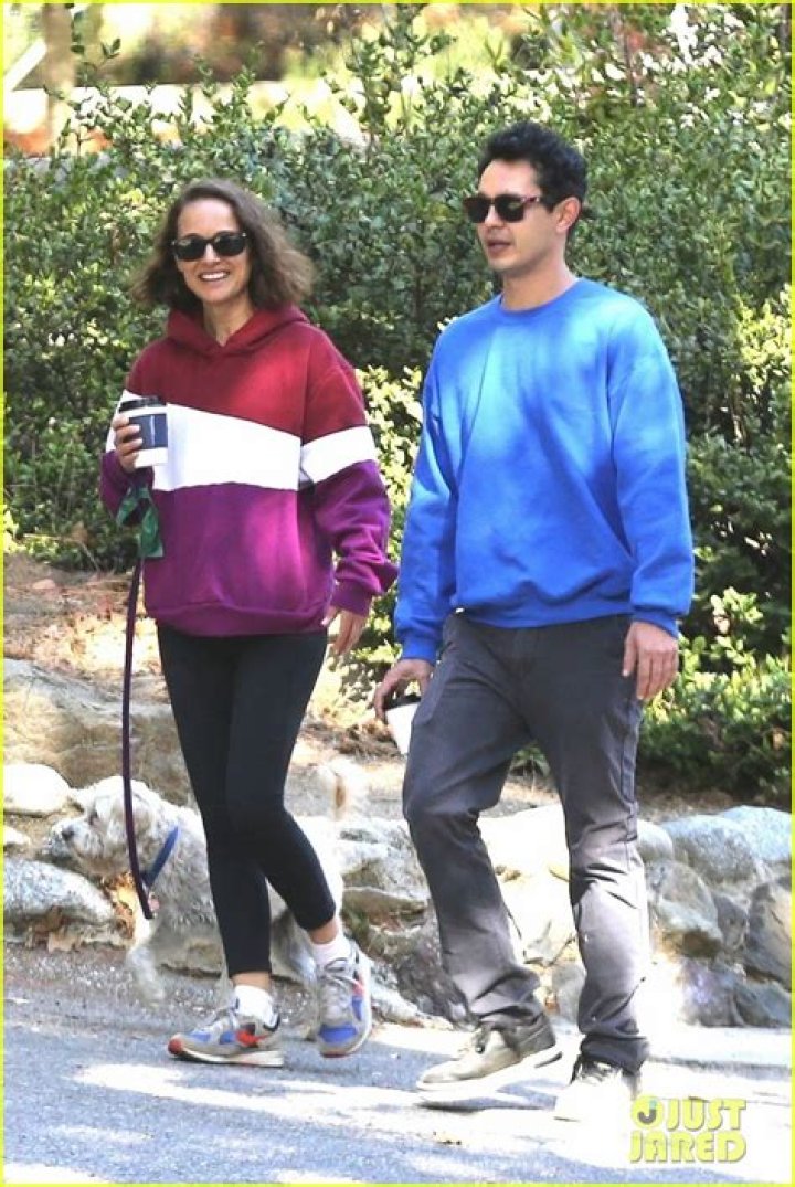 Natalie Portman Spotted On a Hike in L.A. with Max Minghella!
