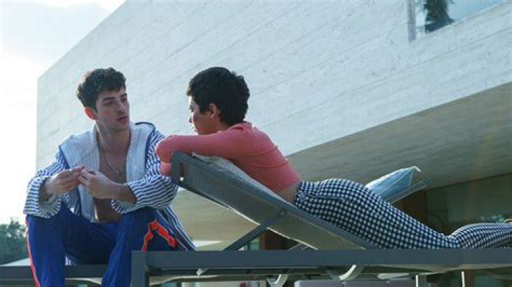 Netflix Sets Mario Casas, Georgina Campbell for 'Bird Box,' 'Elite' 6