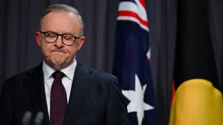 On the Tiles: James Shaw on losing the co-leadership and advice from Metiria Turei