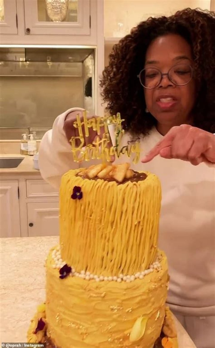 Oprah kicks off 2022 with a weight loss 'reset' after 'eating like food had just been invented'