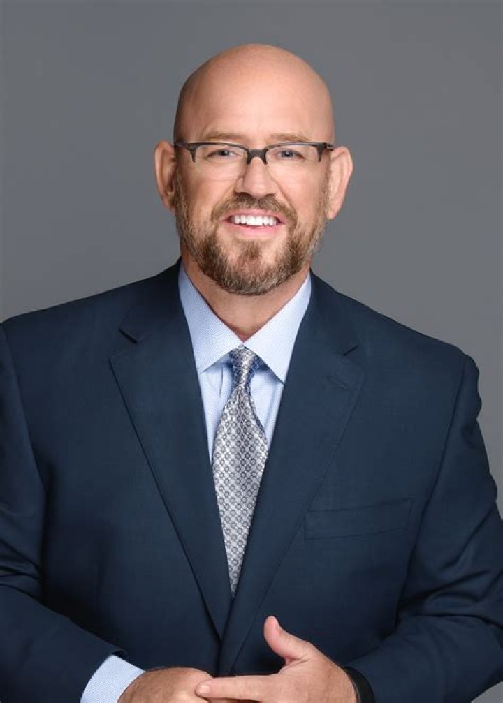 Paul Konrad Bio, Age, Wife, Family, WGN, Daughter, Net Worth, Salary