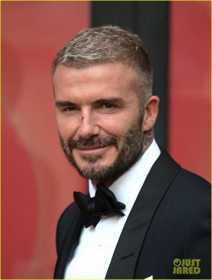 Prince William & David Beckham Both Look So Handsome Attending The Sun's Who Cares Wins Awards