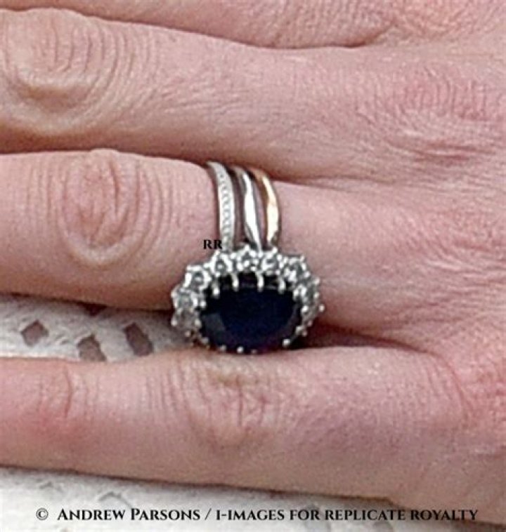 Queen Mother's engagement ring: Ring was swapped despite having 'rarest' stone