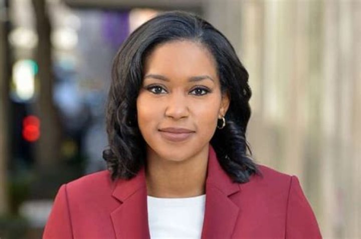 Rachel Scott Bio, ABC, Age, Family, Husband, Net Worth, Salary