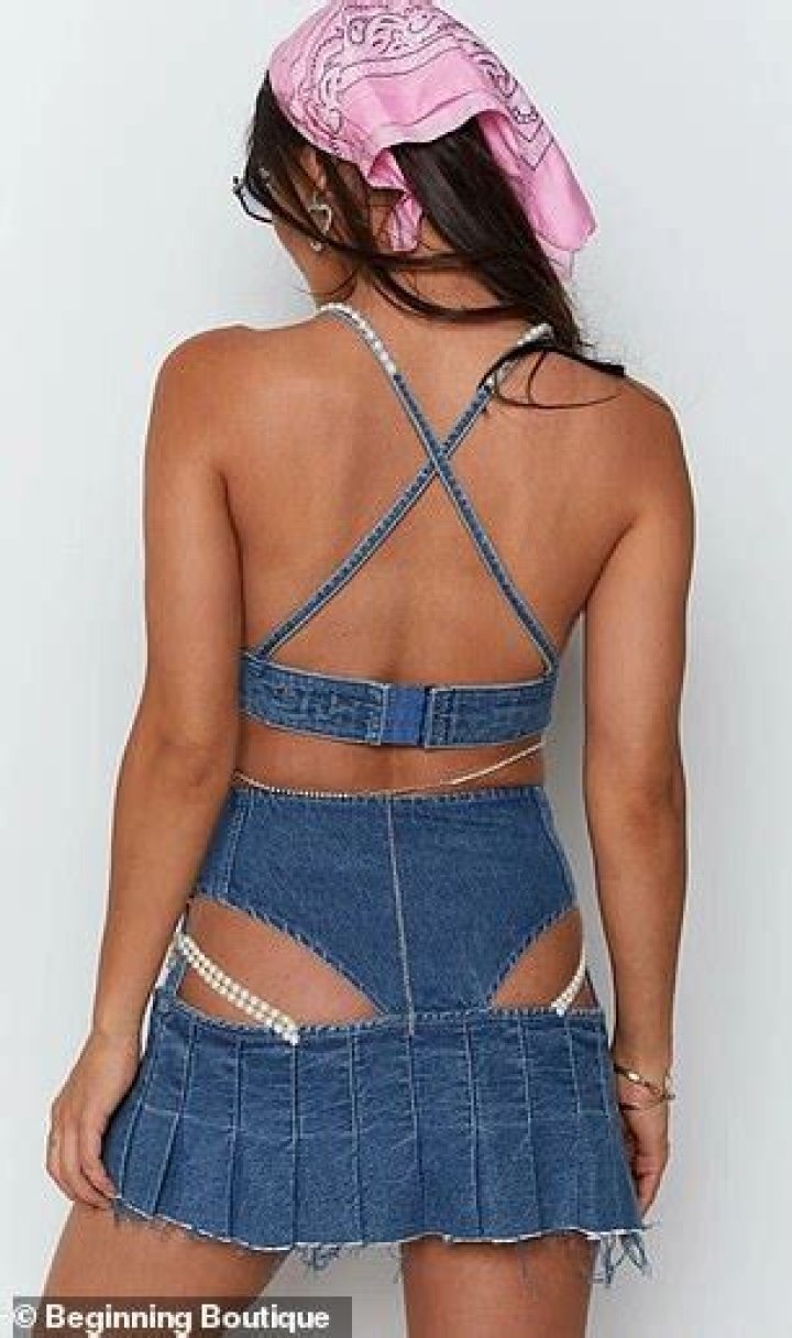 Racy Shein jeans with cut out across the front capture attention online