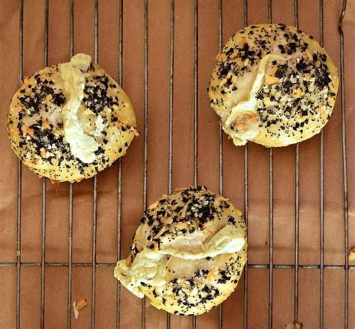 Ree Drummond's Everything Bagel Bombs Are the Perfect Make-Ahead Breakfast or Snack