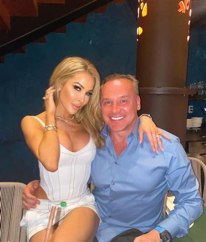 RHOM's Lisa Hochstein Boyfriend & Lenny Split Cost of Condo