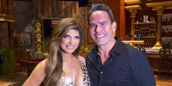'RHONJ' Jackie Goldschneider Says Luis Ruelas Will Address Rumors