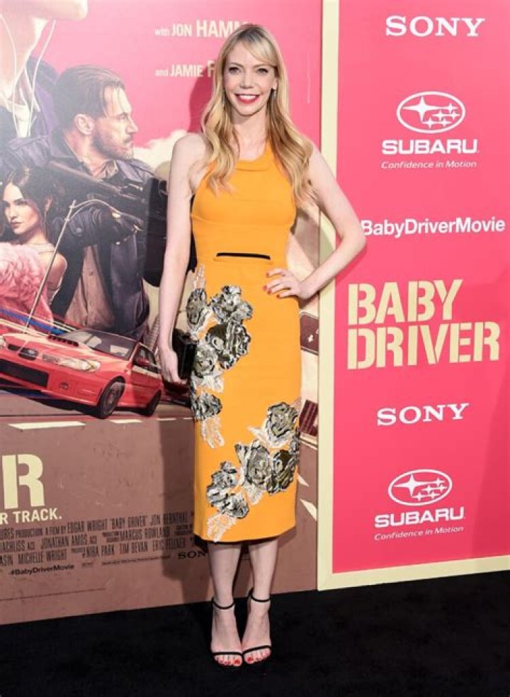 Riki Lindhome Height, Weight, Net Worth, Age, Birthday, Wikipedia, Who, Nationality, Biography