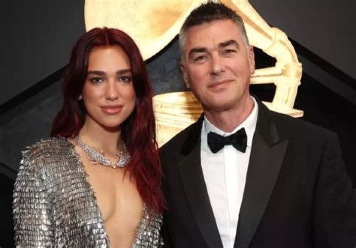 Rina Lipa Bio, Internet Personality, Age, Height, Boyfriend, Family, Net Worth