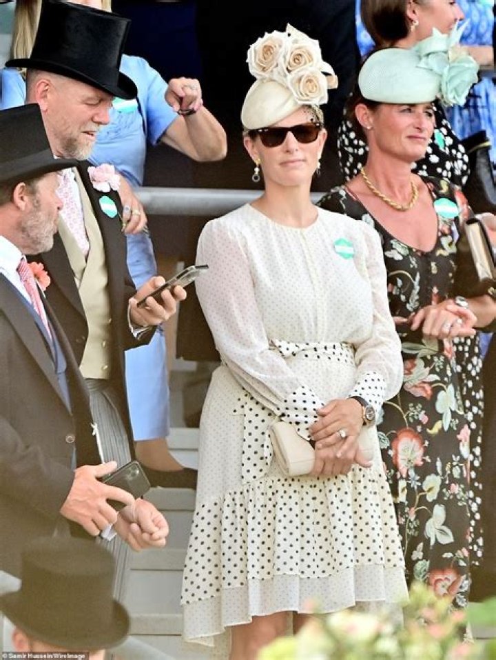 Royal Ascot: Georgia Toffolo swigs champagne and bemoans her 'horrific' sweat patches