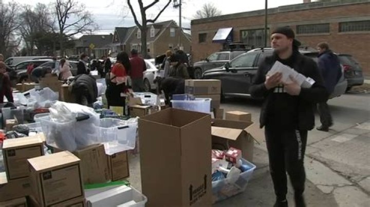 Russia-Ukraine War: Chicago woman stranded in Poland with mother after invasion; local groups send donated supplies to Ukraine