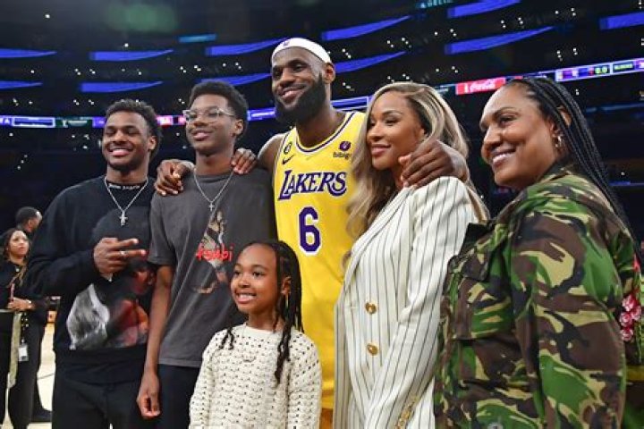 SAVANNAH AND LEBRON JAMES CELEBRATES SON BRYCE JAMES' 16TH BIRTHDAY