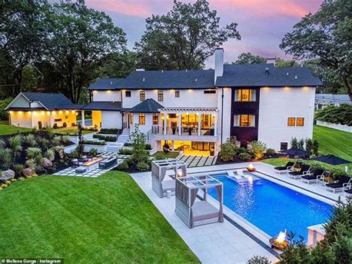 See Joe & Melissa Gorga's Massive New Home With Pool