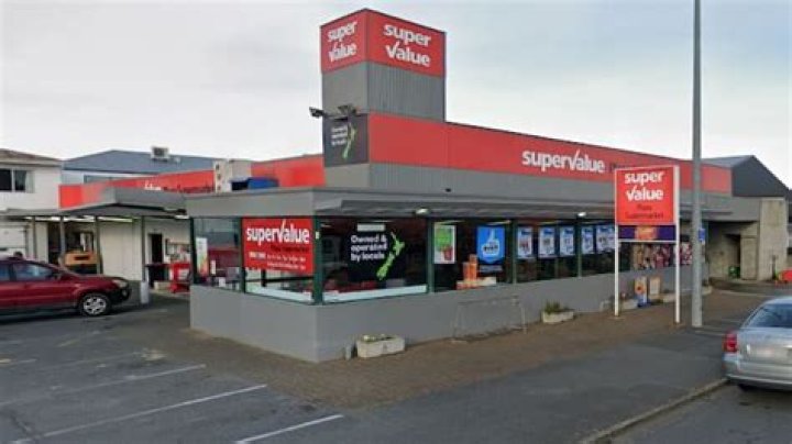 Simon Wilson: Why Queen St landlords leave shops empty