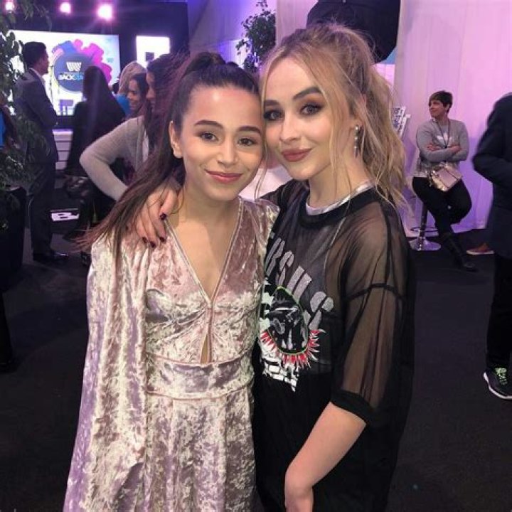 Sky Katz Boyfriend And Dating History: Her $exuality Revealed